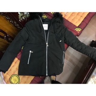 Áo khoác parka chần bông màu đen chống thấm nước. Size s