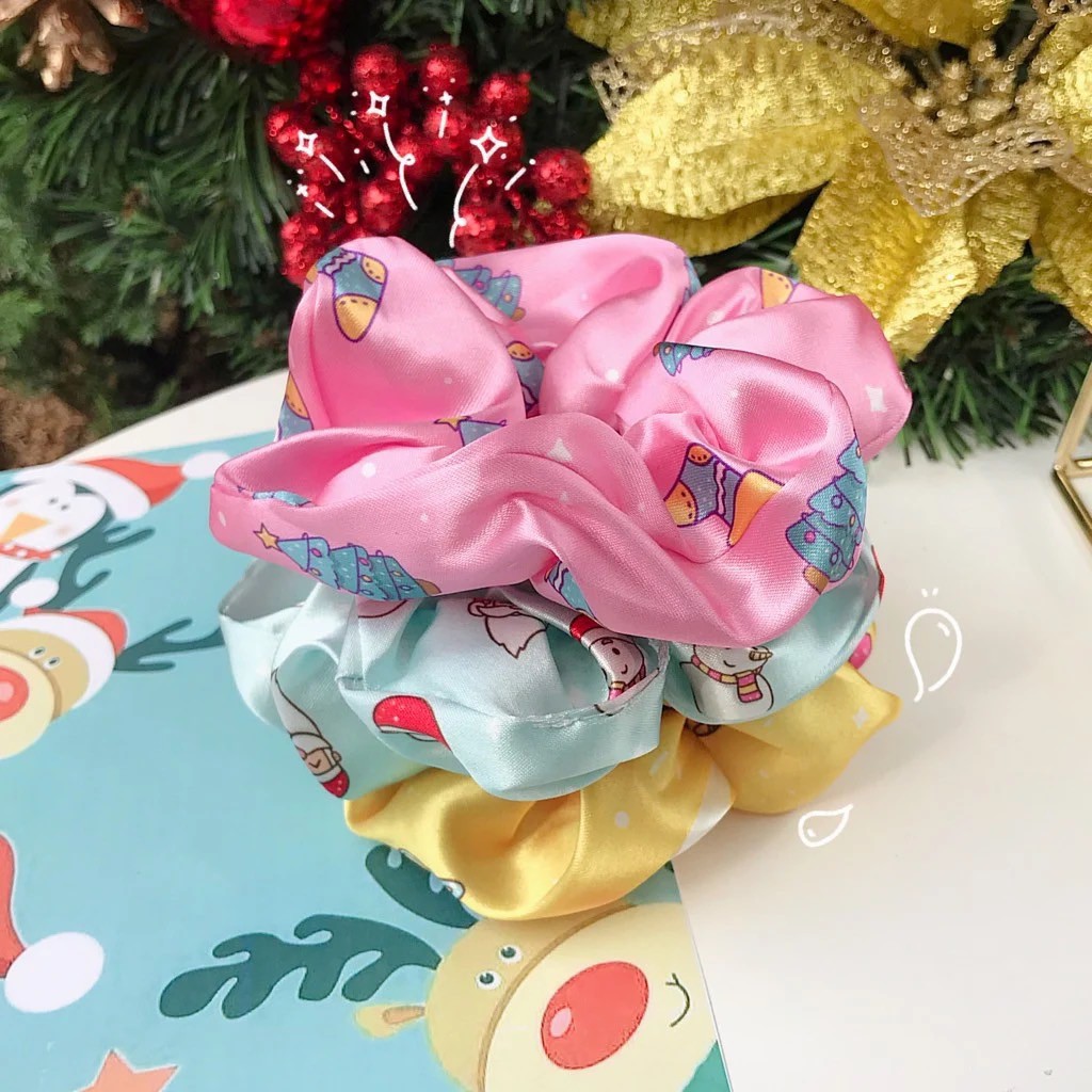 Cột tóc Scrunchies họa tiết Noel giáng sinh