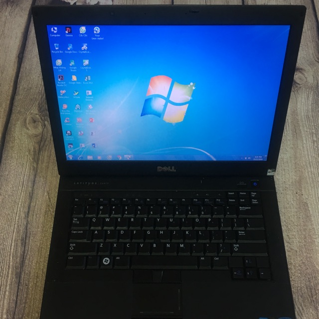 Dell E6410 Chip I5 ram 4g ổ 250g màn 14 inch có camera dùng học hành làm việc văn phòng ok