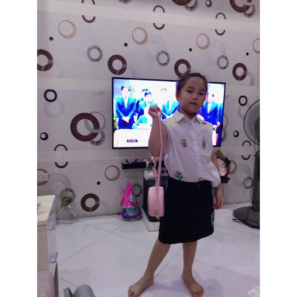 Thanh lý áo sơ mi ivy cho bé gái 6-7 tuổi