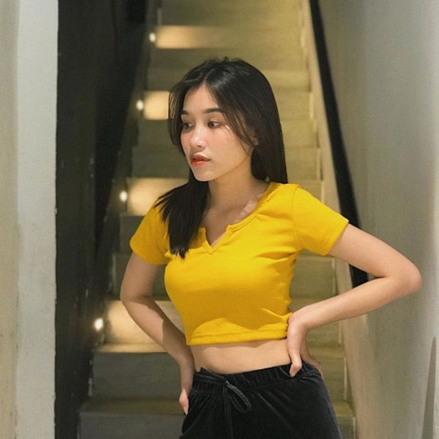 ÁO V NECK CROPTOP | BigBuy360 - bigbuy360.vn