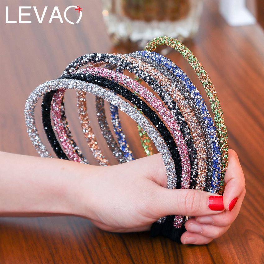 Cài tóc thiết kế phủ kim tuyến độc đáo cho phái nữ