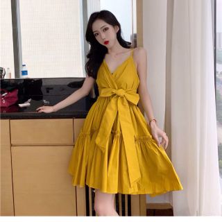 Đầm hai dây kate hai dây