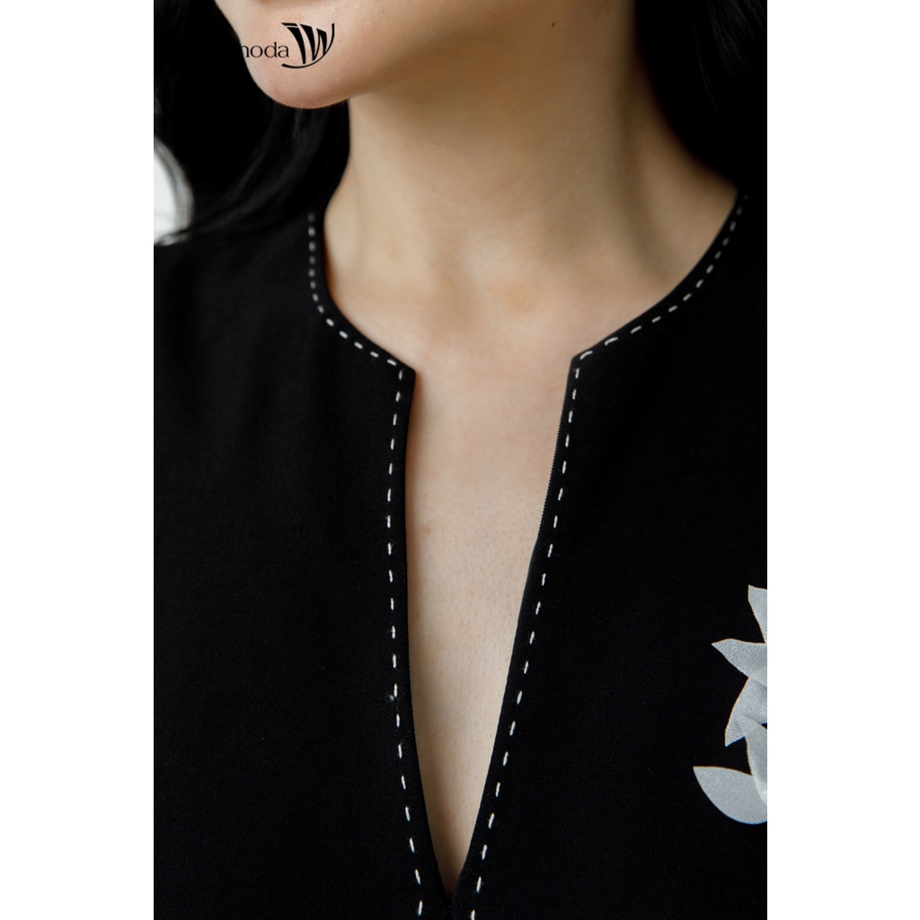 Đầm cổ V đính hoa IVY moda MS 48M7256