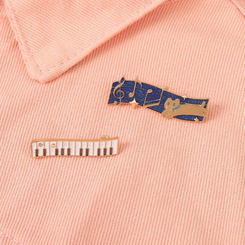 Ghim Cài Áo Hình Chú Mèo Dễ Thương