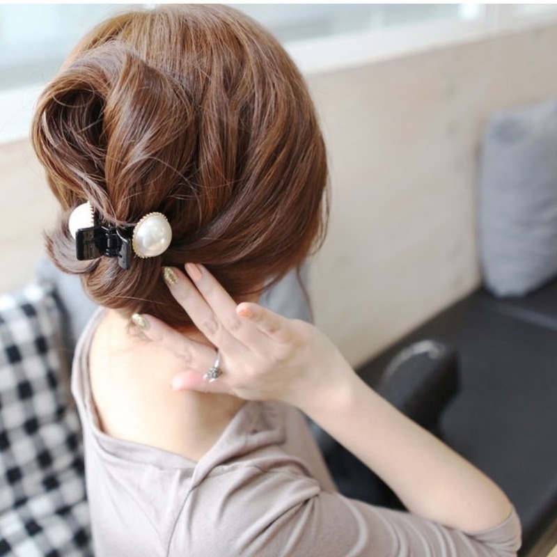 Kẹp Tóc Đính Đá Và Ngọc Trai Giả