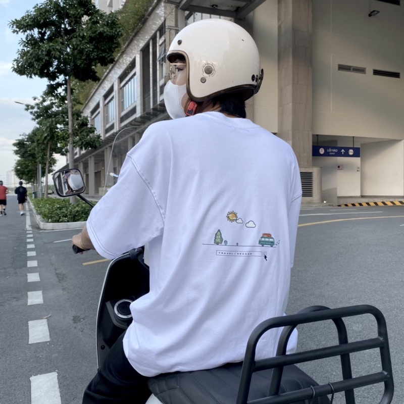 Áo thun tay lỡ Streetwear Season Travel