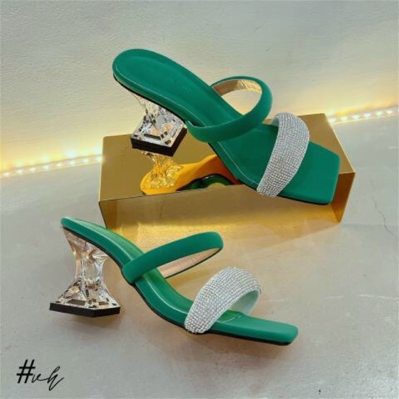GUỐC NỮ QUAI PHỐI XOÀN ĐÁ GÓT THUỶ TINH 7CM TRENDY 2022