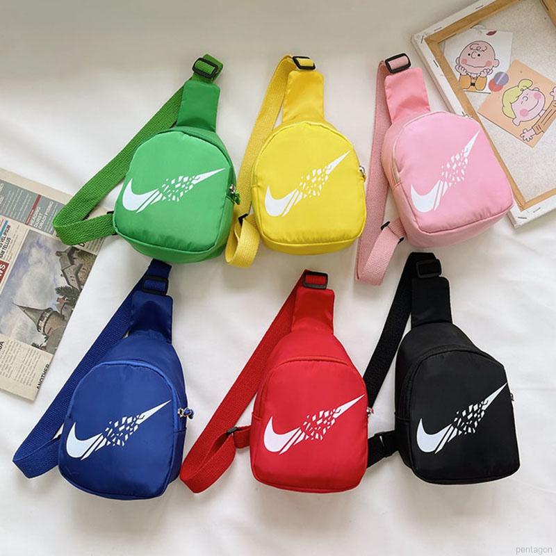 Túi đeo chéo ngực màu sắc kẹo ngọt dễ thương cho bé