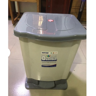 Thùng rác cỡ đại Duy Tân chắc bền đẹp