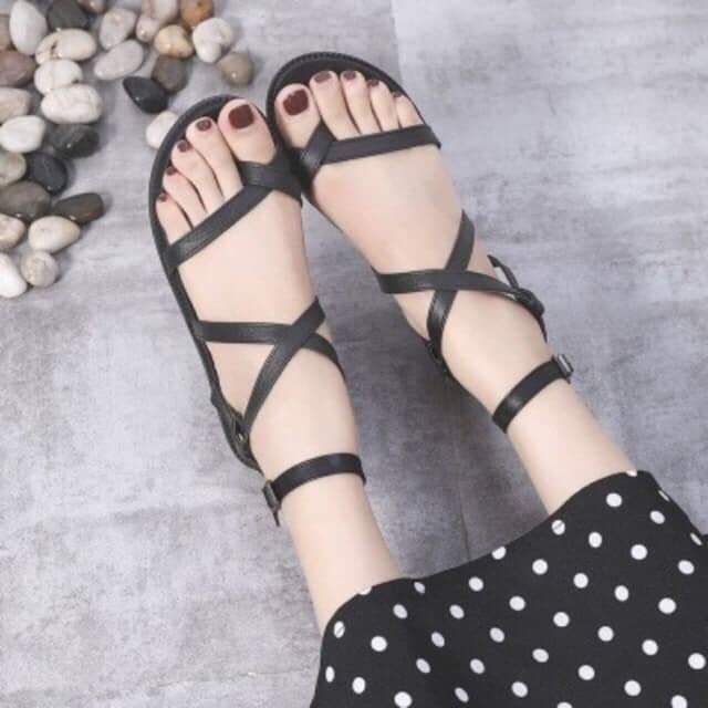 Giày sandal dây chéo