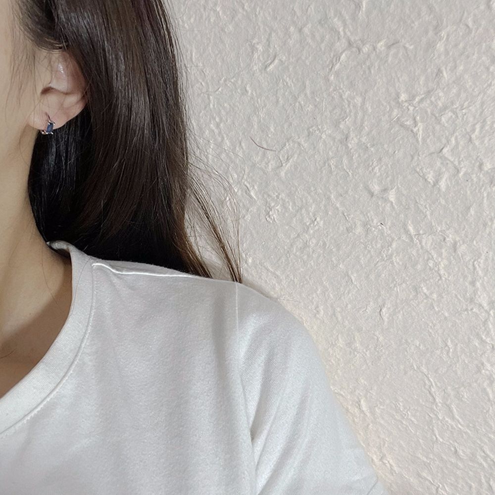 Bông tai dáng tròn đính đá zircon kiểu dáng thanh lịch phong cách Hàn Quốc cho nữ