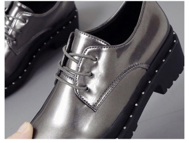 Giày Oxfort đế bánh mì da bóng đế viền đinh-260k | BigBuy360 - bigbuy360.vn