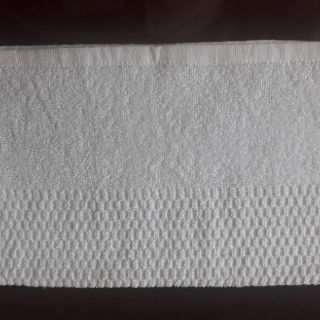Khăn lau đầu trắng khách sạn