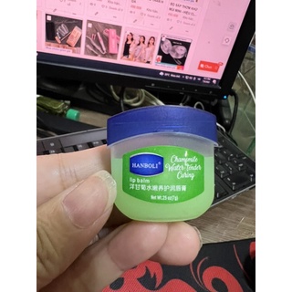 SON DƯỠNG MÔI NỘI ĐỊA TRUNG