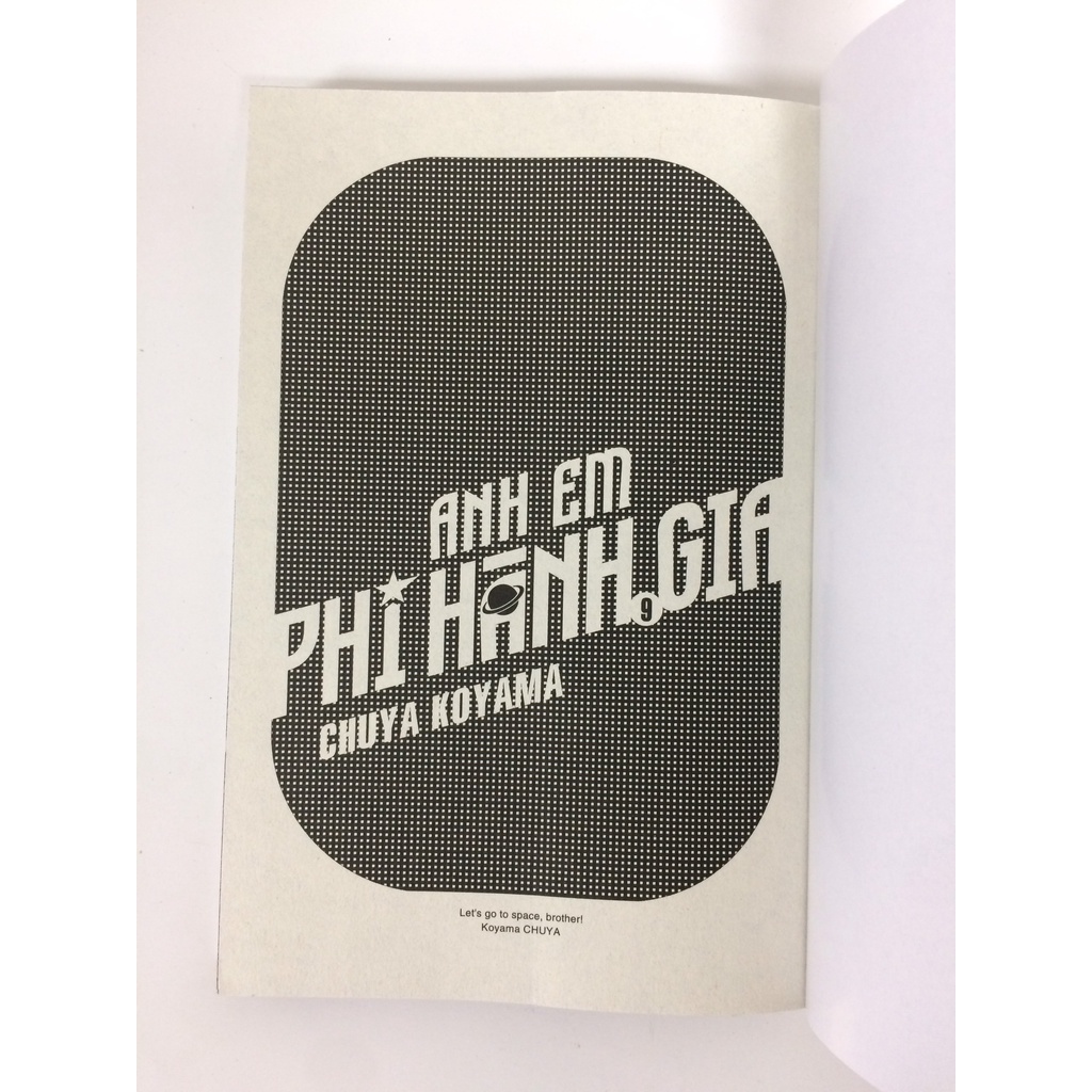 Sách - Anh em phi hành gia - Tập 9