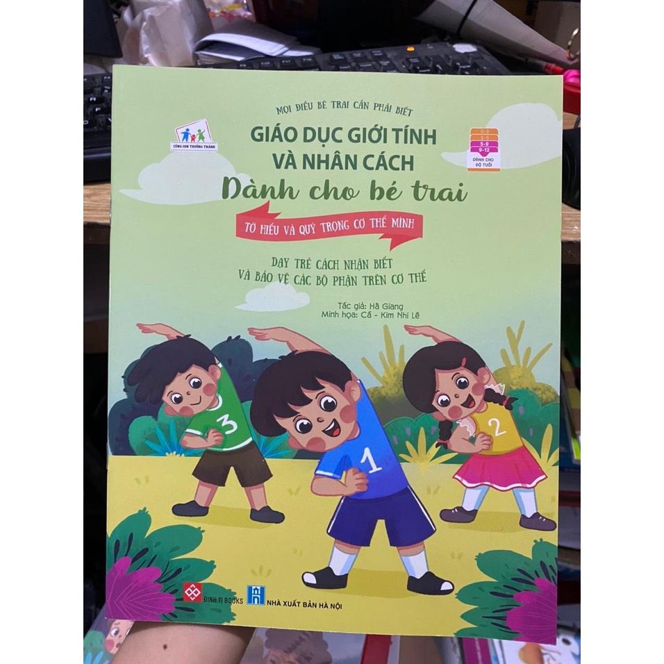 Sách - Giáo dục giới tính và nhân cách dành cho bé trai ( Đinh Tị )