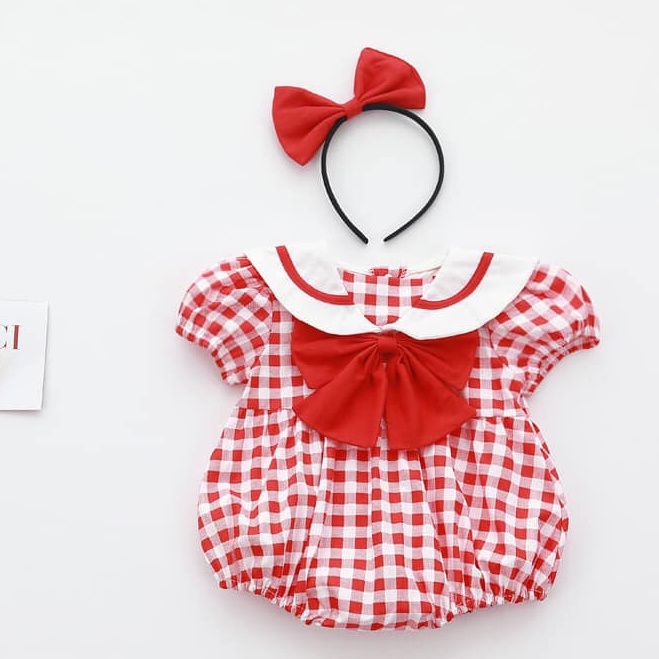 Váy kẻ đỏ+ bờm_