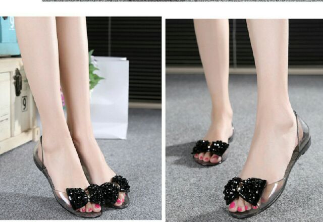 Giày nhựa búp bê đi mưa trang trí nơ đá đen siêu hot bestseller,