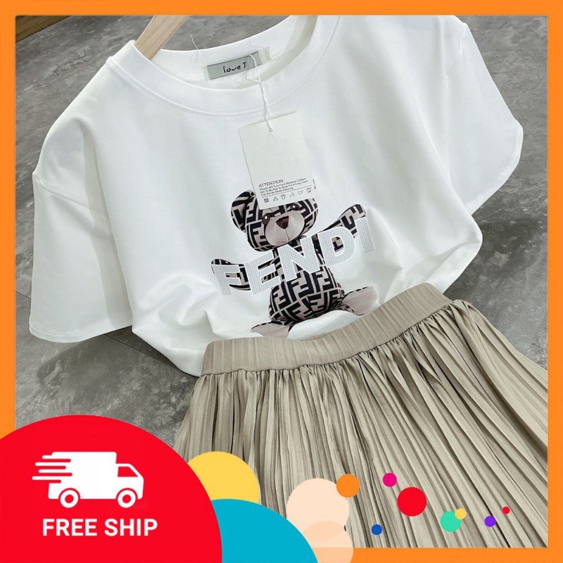 Sét Áo Phông Gấu Thụng Fendy Mix Chân Váy Dập Ly Dài   [ 𝐅𝐑𝐄𝐄 𝐒𝐇𝐈𝐏 ]  Chất Cotton Tàu Mịn 4c Cv Lụa hàn Hàng