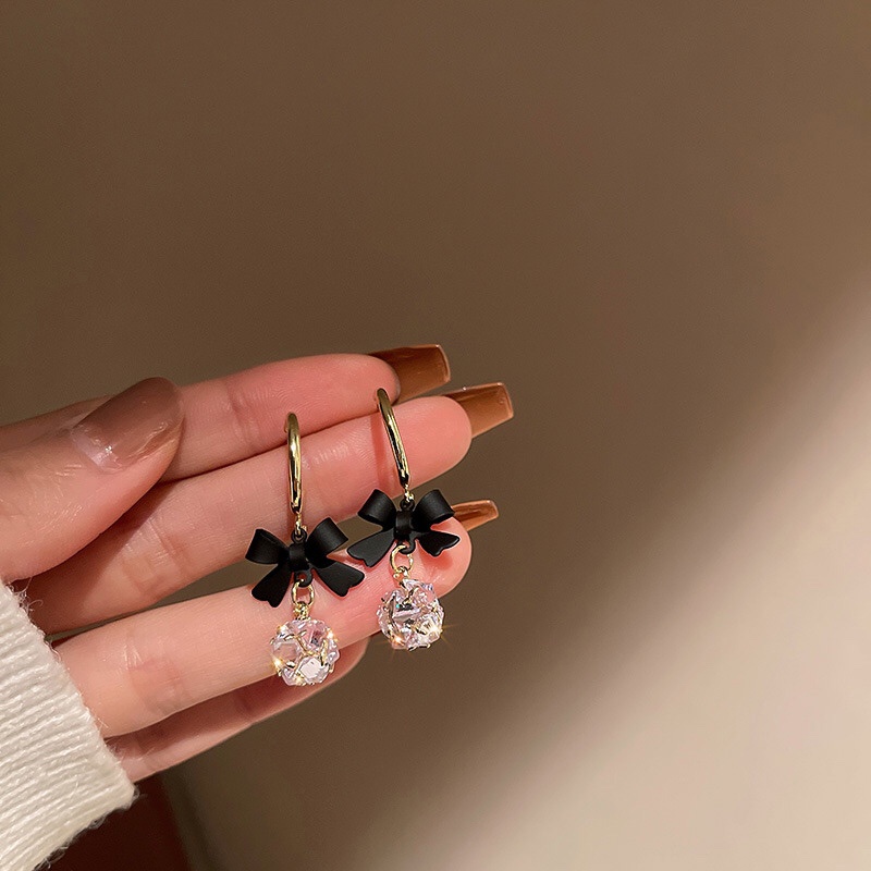 Bông Tai Hình Nơ Đính Đá Đen Phong Cách Pháp Cổ Điển Thời Trang Cao Cấp Cho Nữ