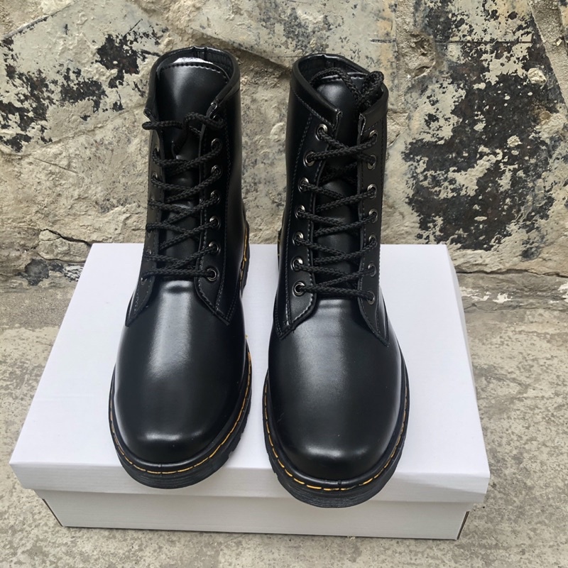Dr.Marten cao cổ buộc dây combat boots