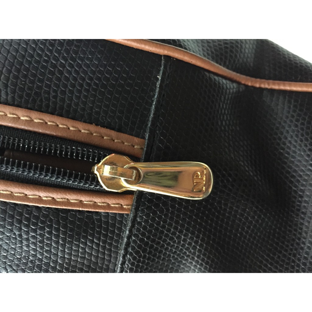 Túi đeo chéo Nina Ricci