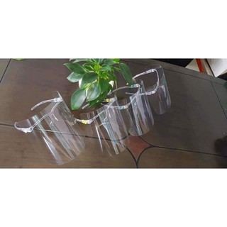 Kính chắn giọt bắn bảo hộ đa năng