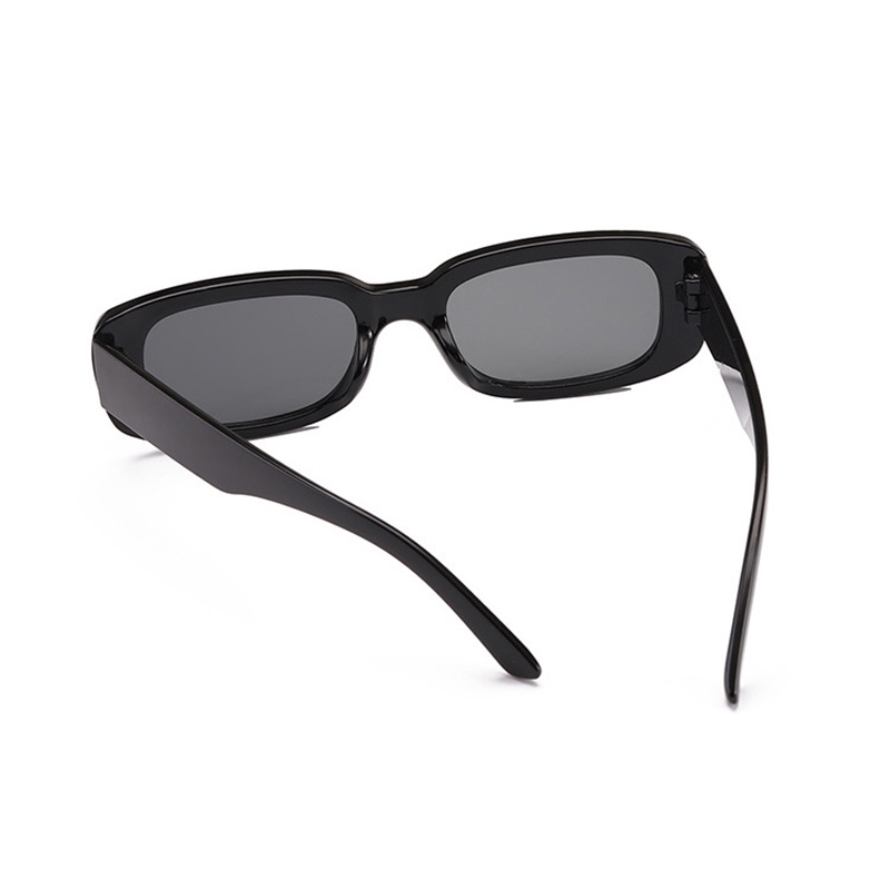 Kính mát chống tia UV hình oval đáng yêu cho bé