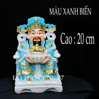 Tượng ông thần tiền xanh biển