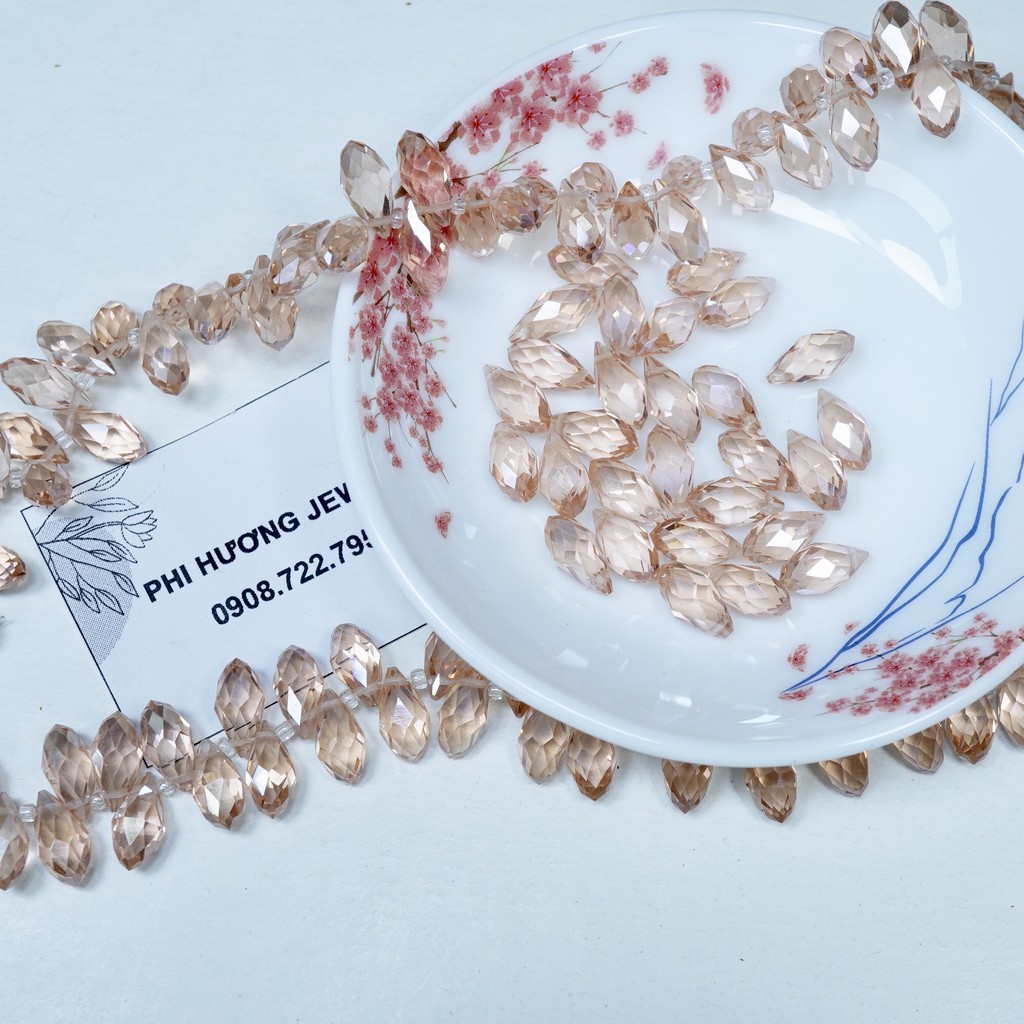 Gói 20 viên cườm phalê giọt nước cao cấp kích thước 6x12mm, trong suốt lấp lánh làm trang sức trang trí