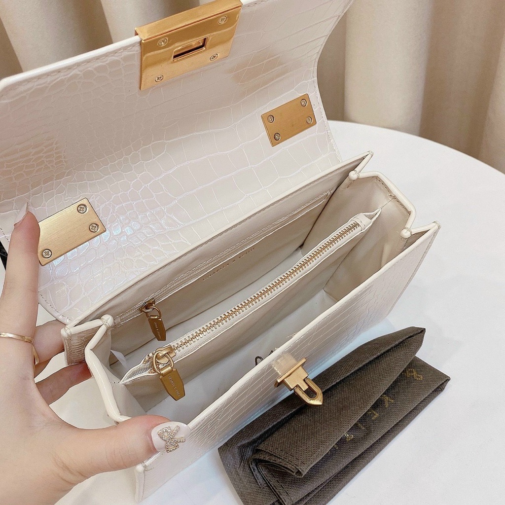 Túi xách nữ Ck đinh rắn hàng đẹp chuẩn quảng châu da rắn đẹp dây xích đặc màu khóa tang siêu xịn cá tính