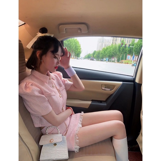 Bộ tiểu thư áo ngắn tay và chân váy chữ A  màu hồng phấn xinh xắn cho bạn gái