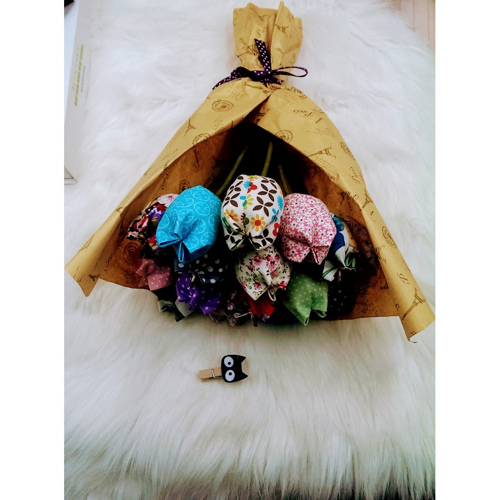 Hoa Tulip vải