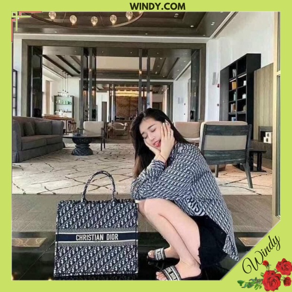 Túi Xách Nữ Đựng A4 Thổ Cẩm Ngăn Lớn Tặng Kèm Khăn Windy.com