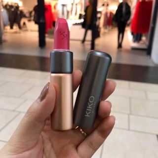 Son Kiko Velvet Passion Matte Lipstick màu 305