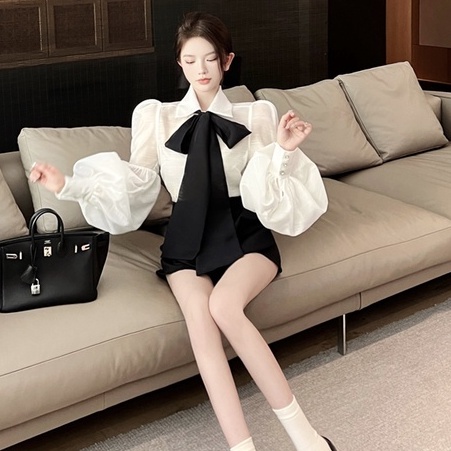 Bộ Áo Sơ Mi Trắng Tay Dài Phồng Đính Nơ + Chân Váy Đen Eo Cao Thời Trang Thu Đông Hàn Quốc Cho Nữ