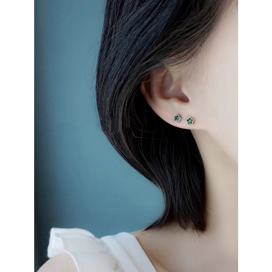 Bán Chạy ~ Khuyên Tai Thép Y Tế Nhỏ Tinh Tế Không Gây Dị Ứng Hình Ngôi Sao / Trái Tim Ngôi Sao Năm Cánh Hàn Quốc