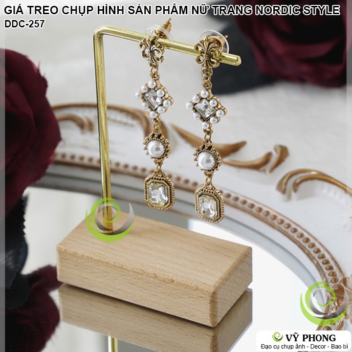 GIÁ TREO TẠO KIỂU CHỤP HÌNH SẢN PHẨM NỮ TRANG PHONG CÁCH BẮC ÂU GIÁ ĐỠ ĐẠO CỤ CHỤP ẢNH INS DDC-257