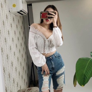 Áo croptop bẹt vai
