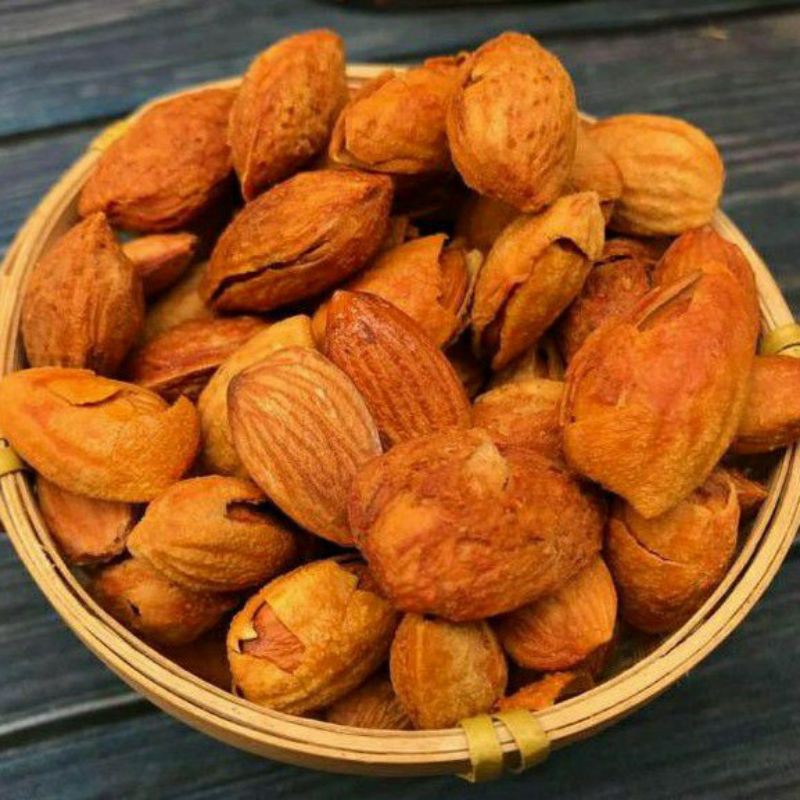 HẠT HẠNH NHÂN MỸ CÒN VỎ RANG BƠ