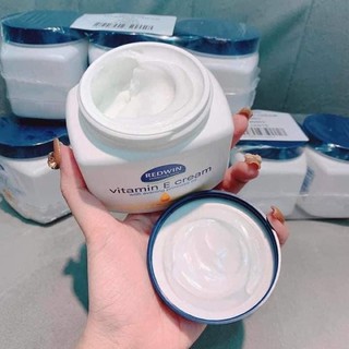 KEM DƯỠNG VITAMIN E REDWIN ÚC
