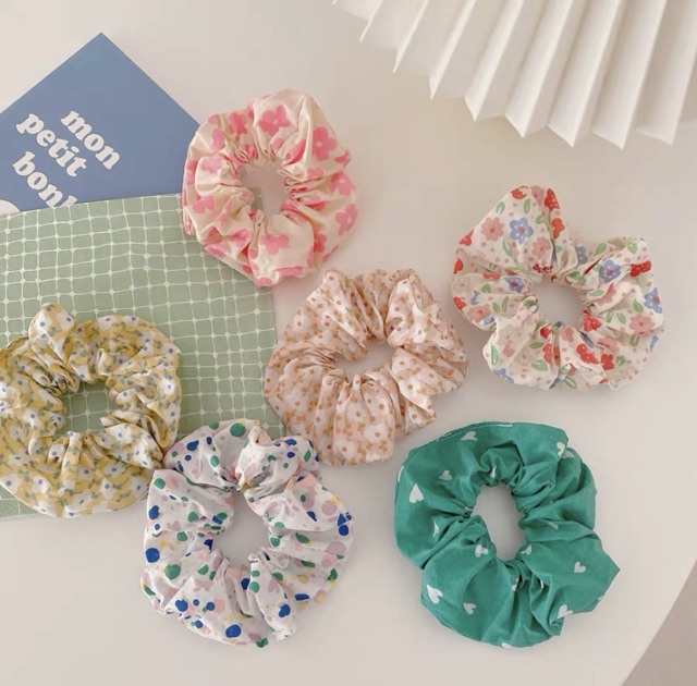 CỘT TÓC SCRUNCHIES - Hoa vintage nhiều hình