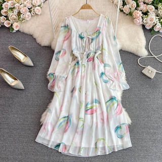 #2151 Đầm tay dài cổ vuông màu trắng họa tiết hoa chất voan 2 lớp có size bo eo