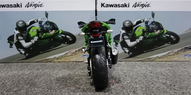 Xe Mô Hình Kawasaki Ninja 1:12 Joycity ( Xanh Đen )