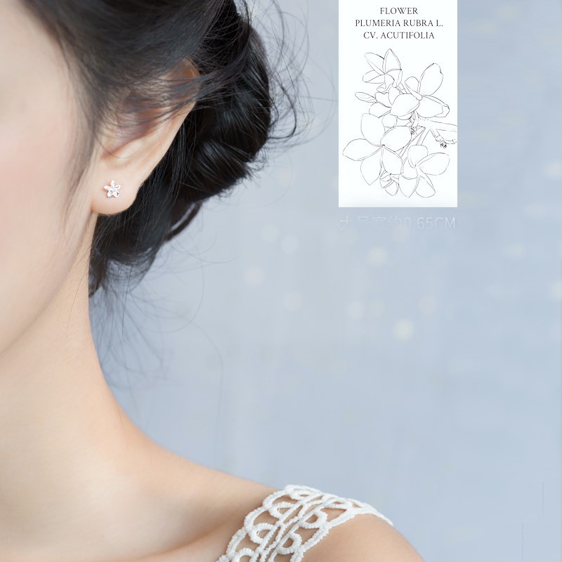 Bông tai bạc Ý s925 cánh hoa trắng E0719 - AROCH Jewelry