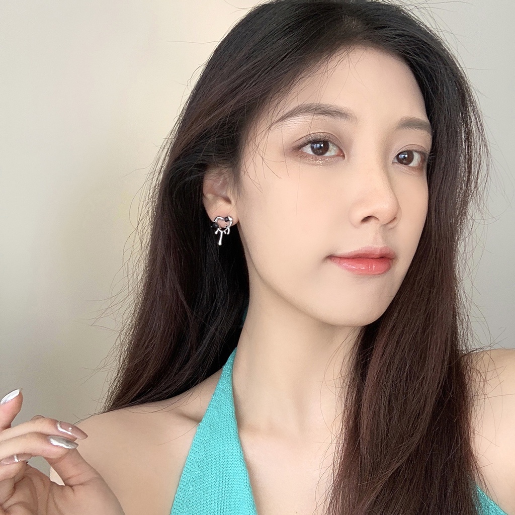 Khuyên Tai Hình Trái Tim Rỗng Phong Cách Tối Giản Cá Tính Ngọt Ngào Và Mát Mẻ Cho Nữ