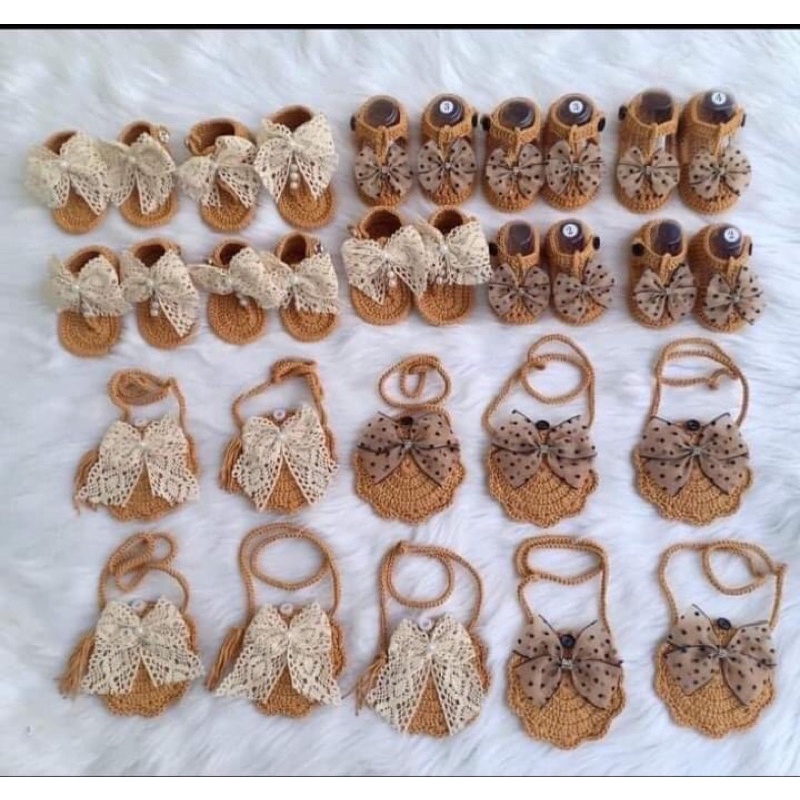 Dép xỏ ngón cho bé gái