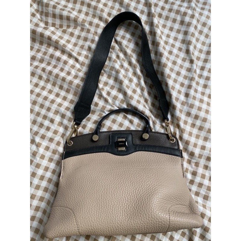 AUTH túi Furla thanh lý