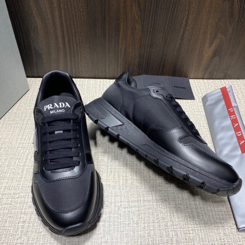 Giày thể thao nam cao cấp logo thương hiệu Prada phối da thật thoáng khí đế cao su chống mài mòn